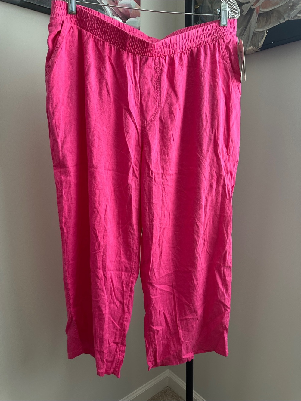 stars above Bright Hot Pink Capris